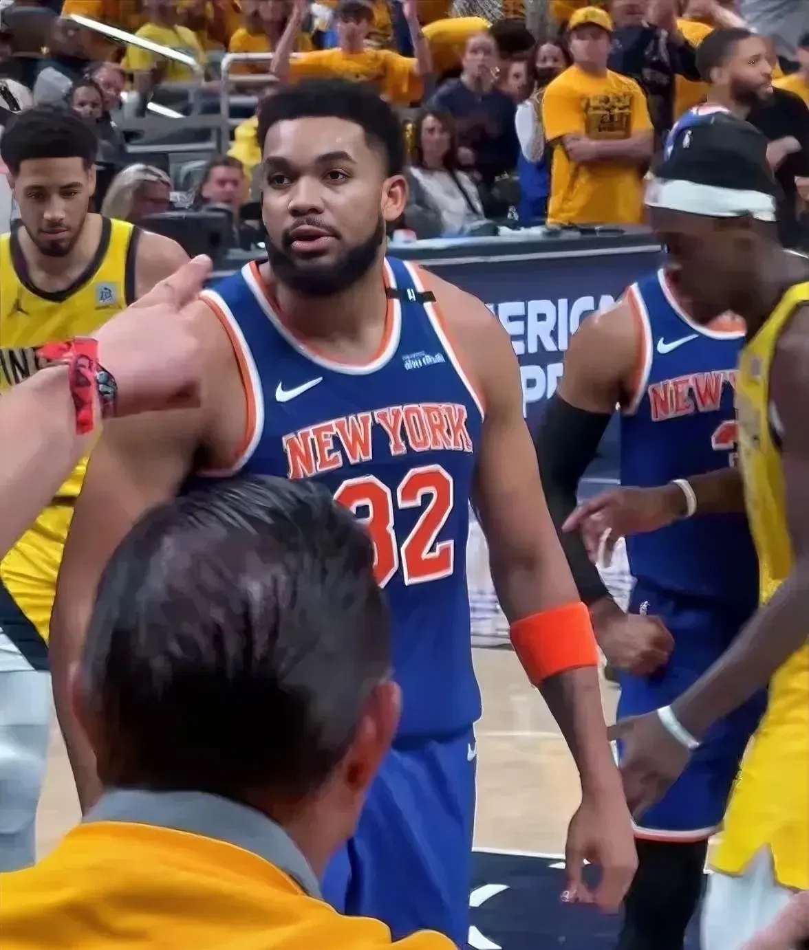 包含加时末段圣安东尼奥马刺扳平良机：CBA季后赛节点到来，管理层满意，训练强度明显提升的词条