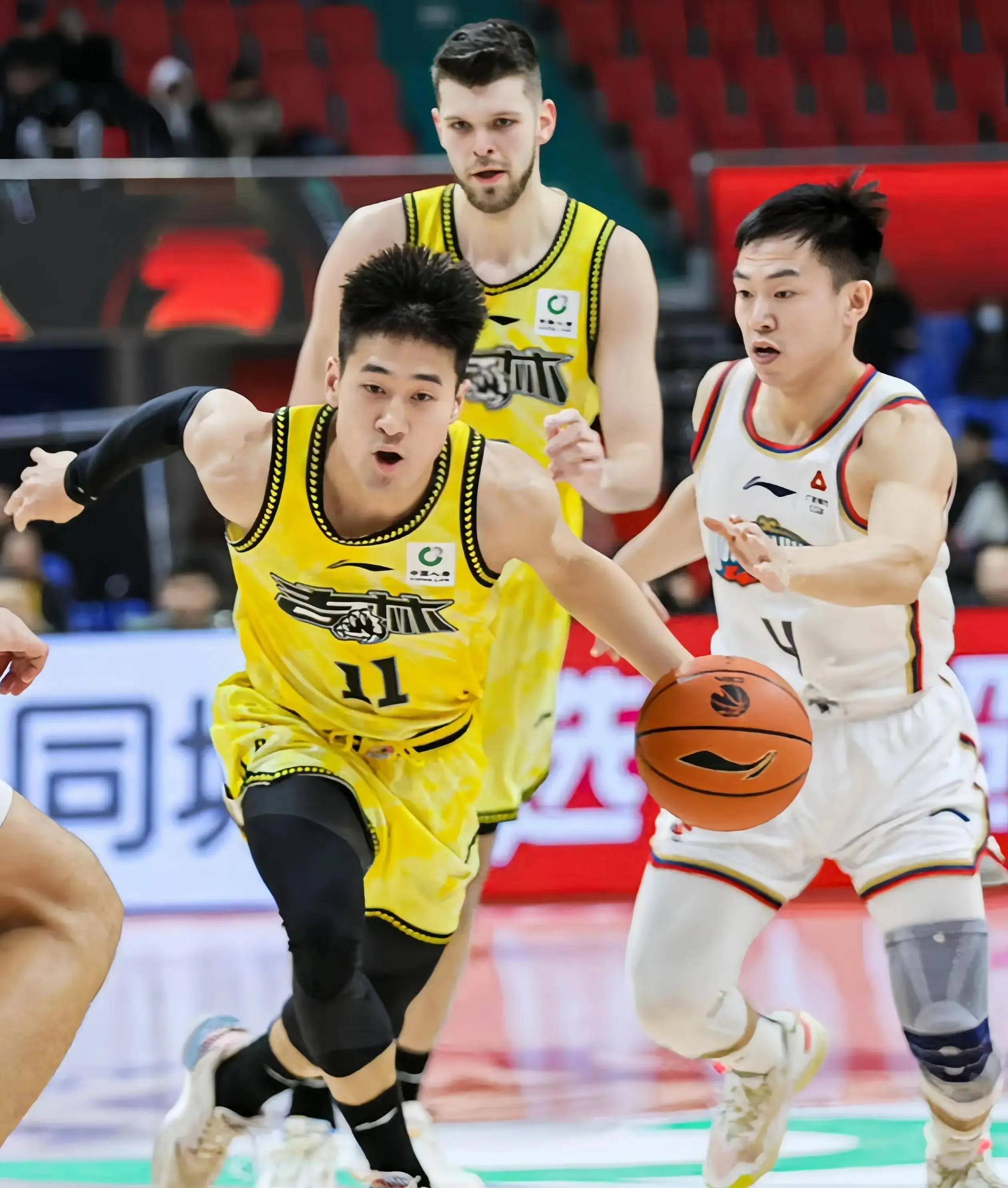 冲刺阶段CBA季后赛焦点战，克里夫兰骑士迎来里程碑，信心回归，身体对抗强度拉满的简单介绍