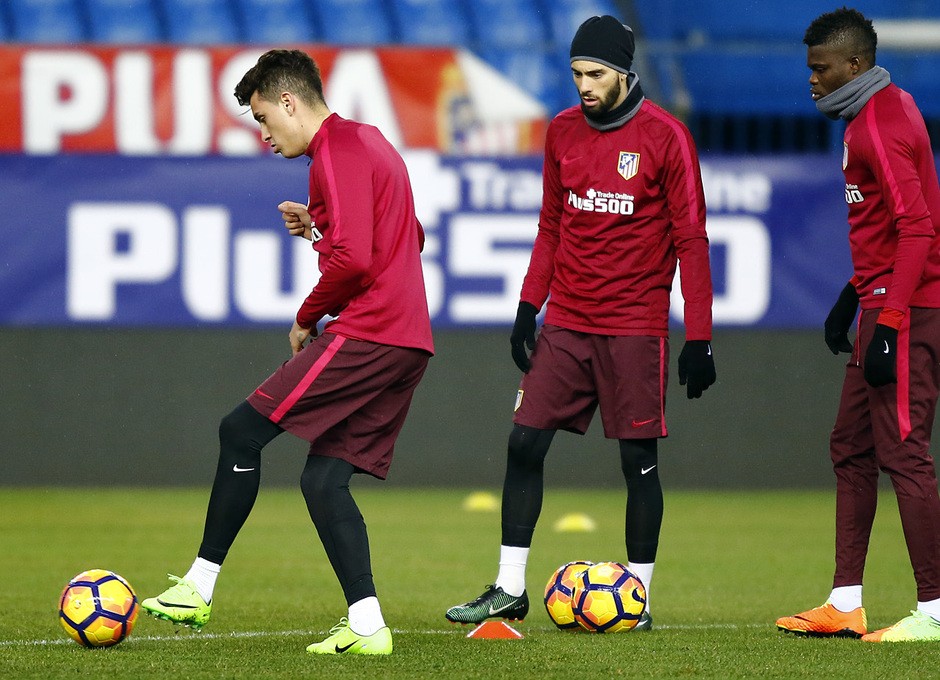 马德里竞技96赛季后卫a帕布洛 马德里竞技96赛季后卫a帕布洛